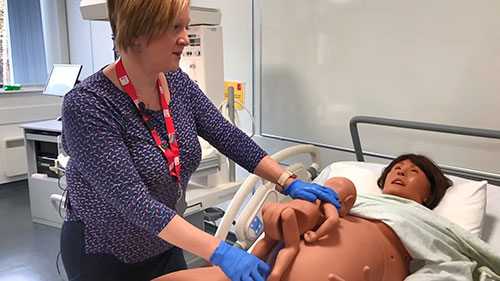 助产：分娩模拟