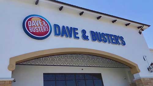 连锁品牌分析戴夫与巴斯特