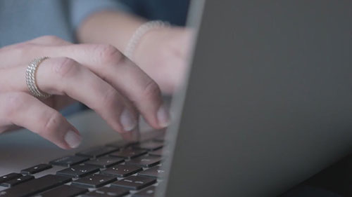 新人如何在亚马逊上开店