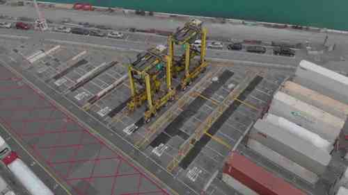 跨运车安全操作指南