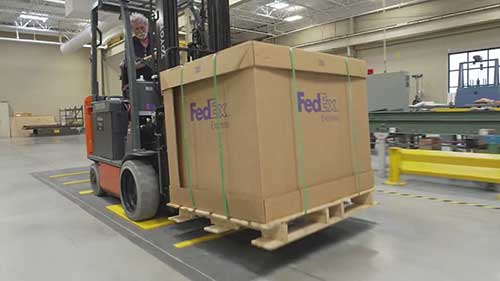 联邦快递包装实验室