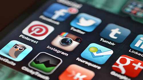 客户服务专家谈社交媒体上的客户服务