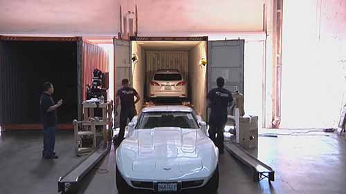 如何将车运至集装箱内