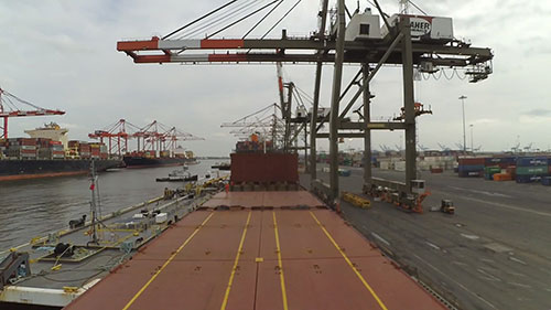 集装箱如何在港口装卸