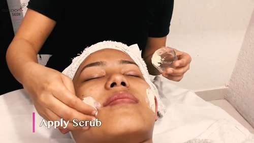 面部美容服务的步骤