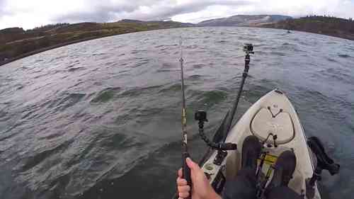 皮艇钓鱼安全提示