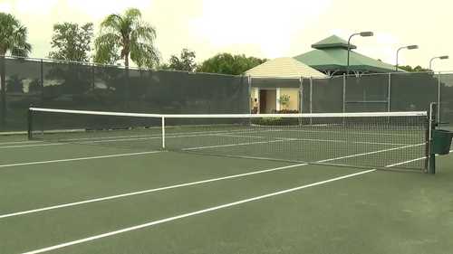 网球场的维护与保养 01 场地标线