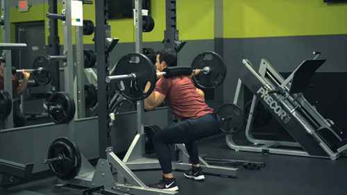 如何使用健身器材