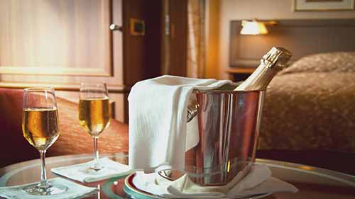 酒店不过是建筑而已