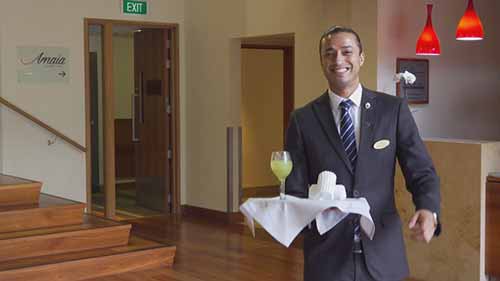 前厅部经理罗汉·塔库尔访谈