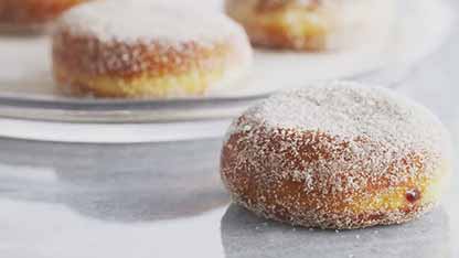 烘培师教你做：果酱甜甜圈