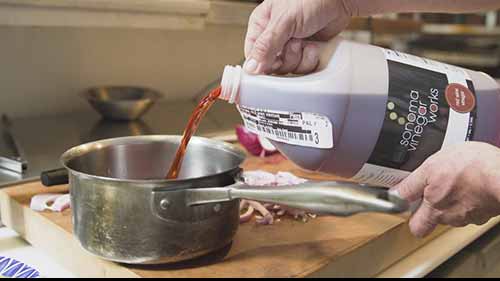 如何掌握七种基本烹饪技巧