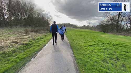 球童有助于提高高尔夫分数吗