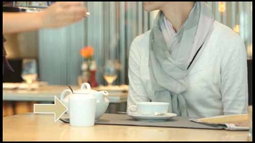 服务员上茶的礼仪规范