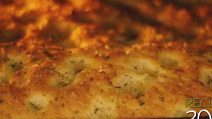 迷迭香海盐佛卡夏面包