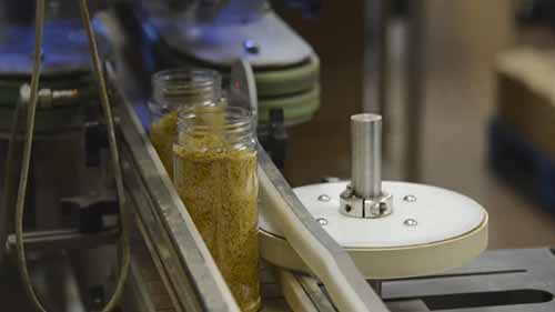 肉豆蔻香料公司