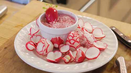 装饰用的萝卜雕刻