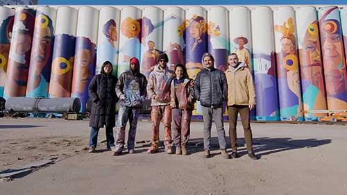 社区中的丙烯酸壁画