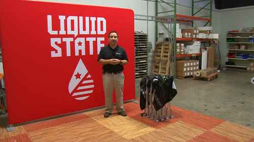 张力布展架与弹出式布展架