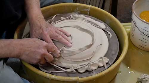 浅口餐盘修坯过程