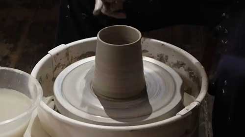 怎么拉制柱型瓶