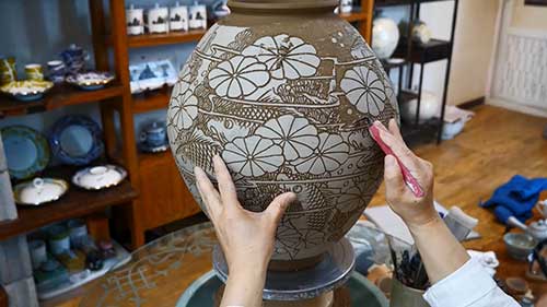 韩国传统陶器的制作