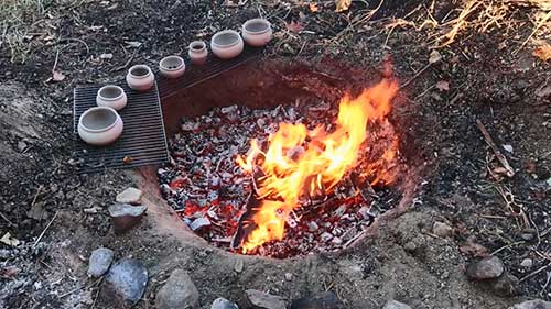 陶瓷烧成：坑烧