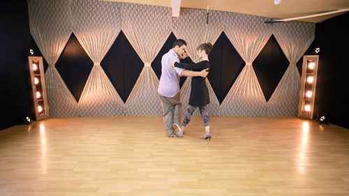 阿根廷探戈三明治舞步技巧