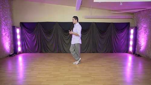 探戈引带技术：锁步