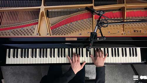 如何流畅地弹奏琶音