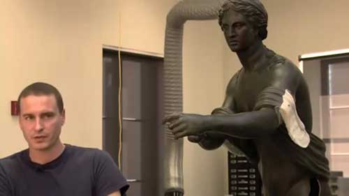 保护阿波罗青铜像