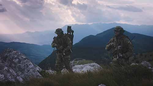 战术服装人体工程学