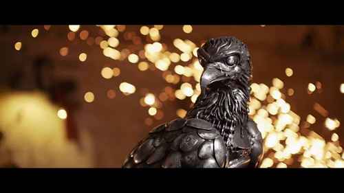 把废金属变成动物雕塑