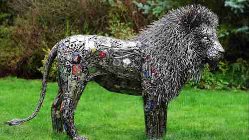 金属雕塑家布莱恩·莫克