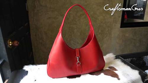 制作经典的新月包