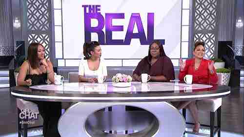 上班应该化浓妆吗