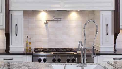 厨房改造和装饰