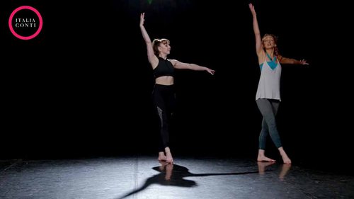 爵士舞蹈课——跳跃