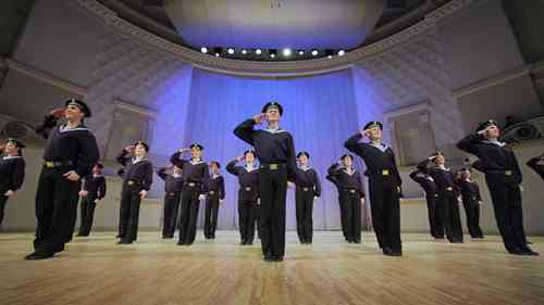 水兵舞——《小苹果》