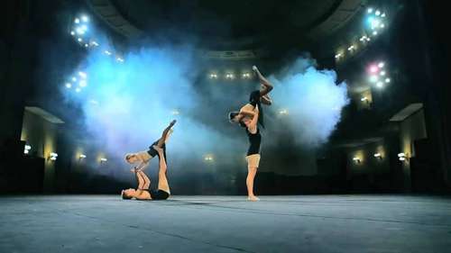 现代舞表演——《道歉》