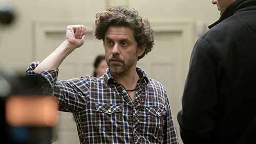 没有剧本的表演