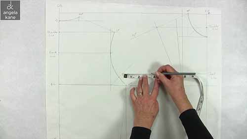 制作上衣原型纸样 4