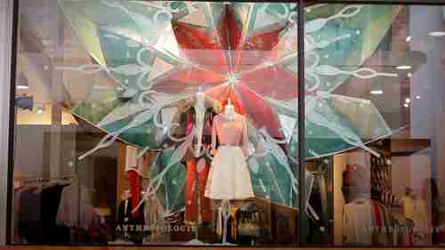 展示艺术家浅谈节日橱窗指南