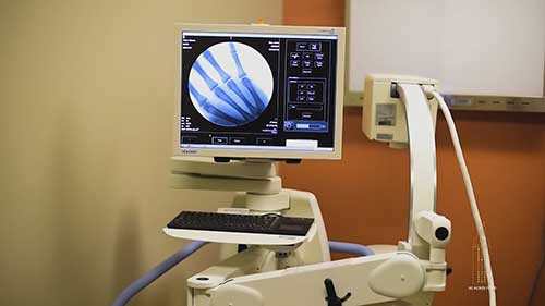 纽约大学朗格尼健康中心运动医疗中心