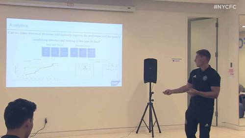 足球比赛中的数据分析