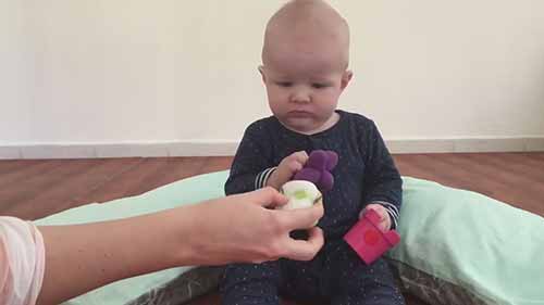 10个适合婴儿的感官游戏